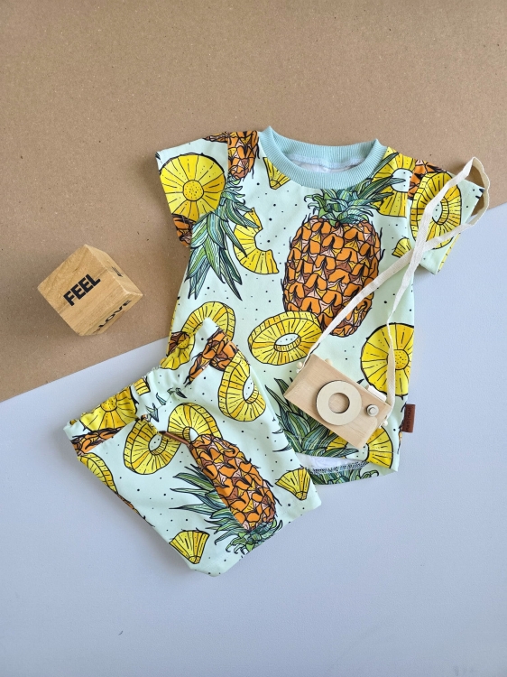 jak ubrać dziecko na spacer w lato